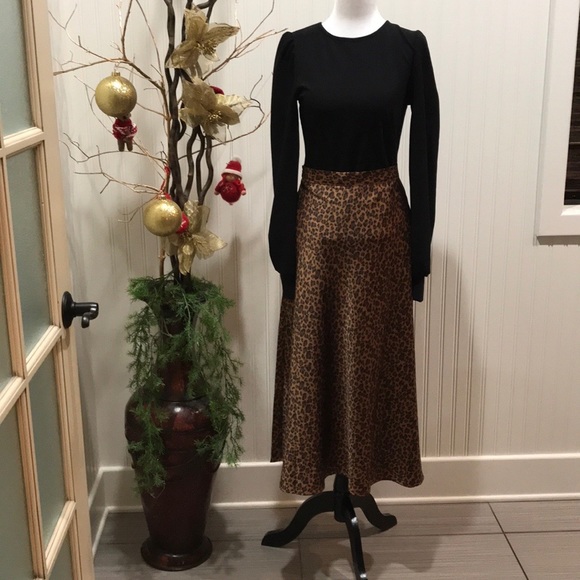 SIZE 0,2,4 LEOPARD SLIP MIDI SKIRT - Picture 4 of 16